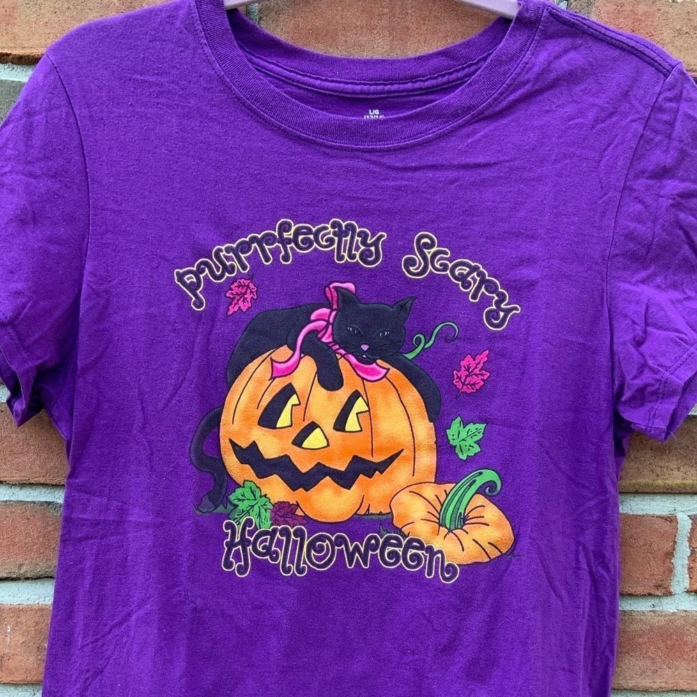 𝅺2/$15 🌸 Juniors Halloween Cat Tee
